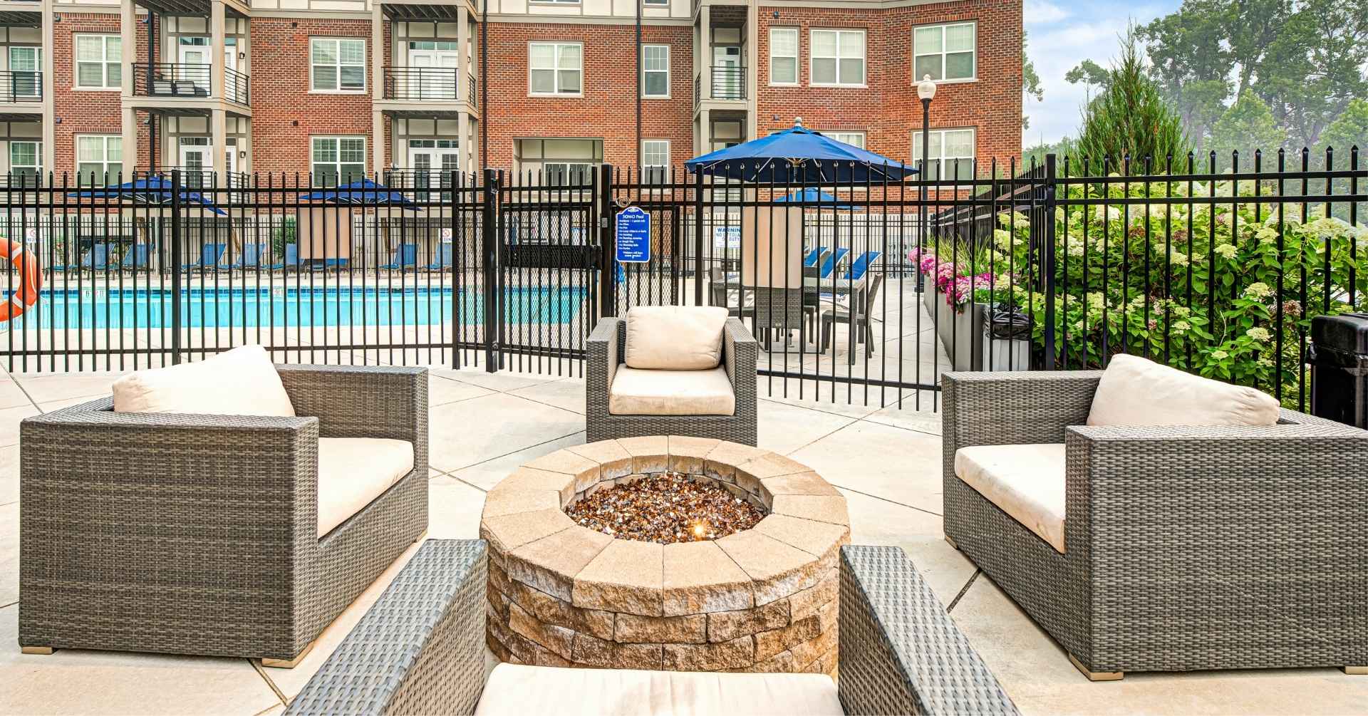 SOMO Fire Pit